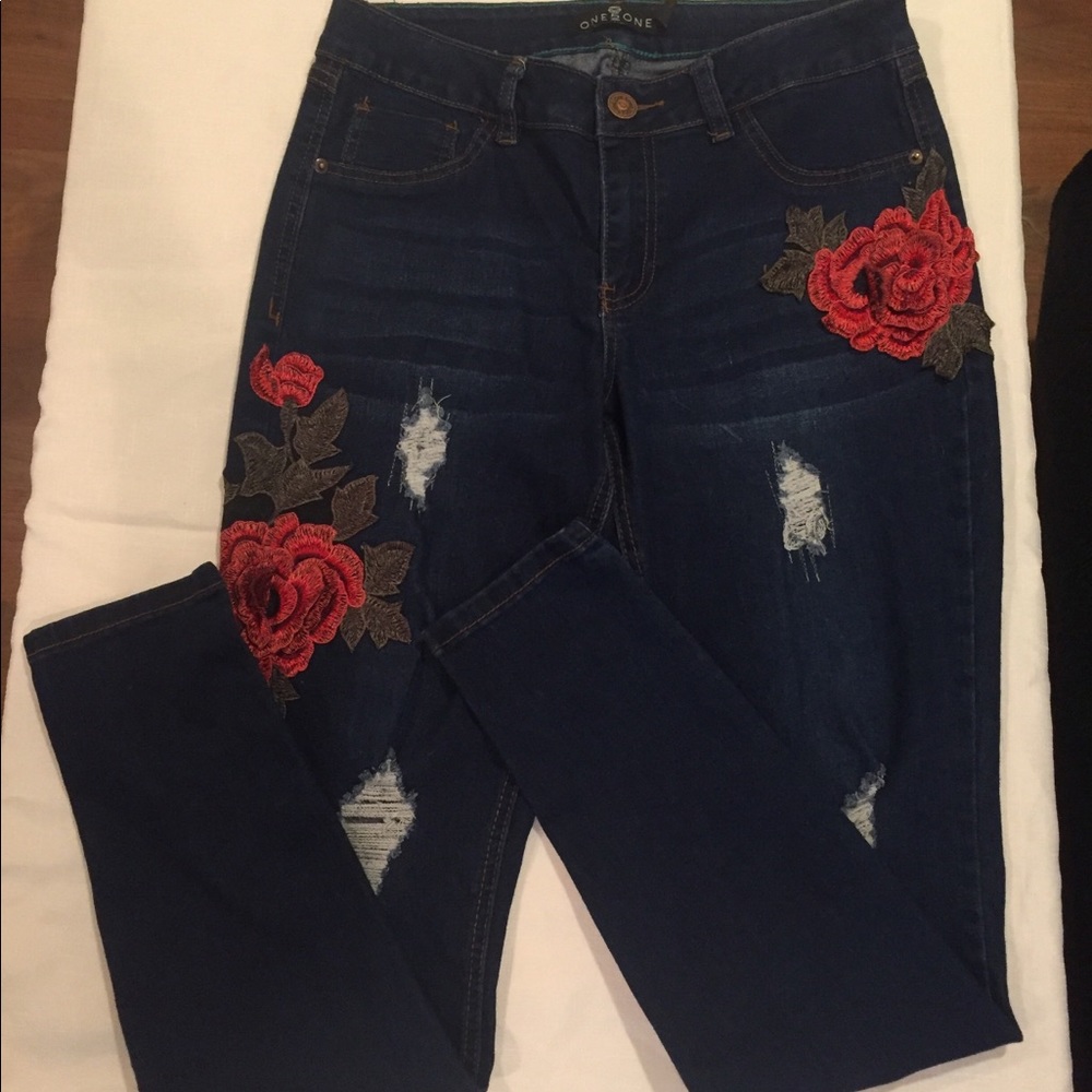 One5One Rose Appliqué Skinny Distressed Jeans 8